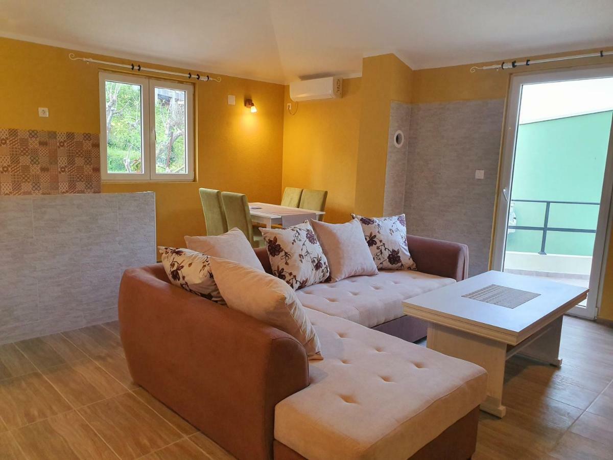 Apartments Kingfisher Virpazar Ngoại thất bức ảnh