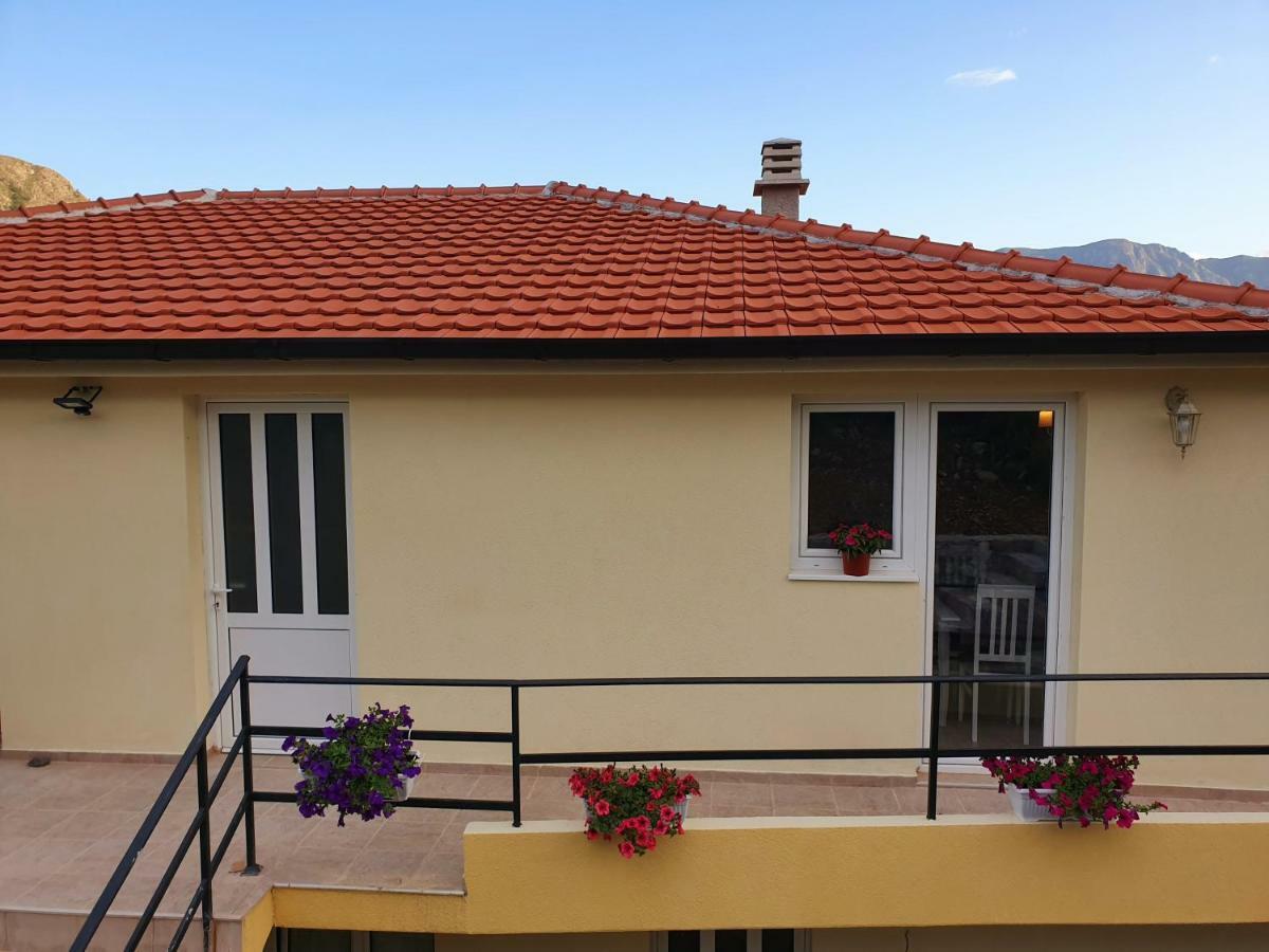 Apartments Kingfisher Virpazar Ngoại thất bức ảnh
