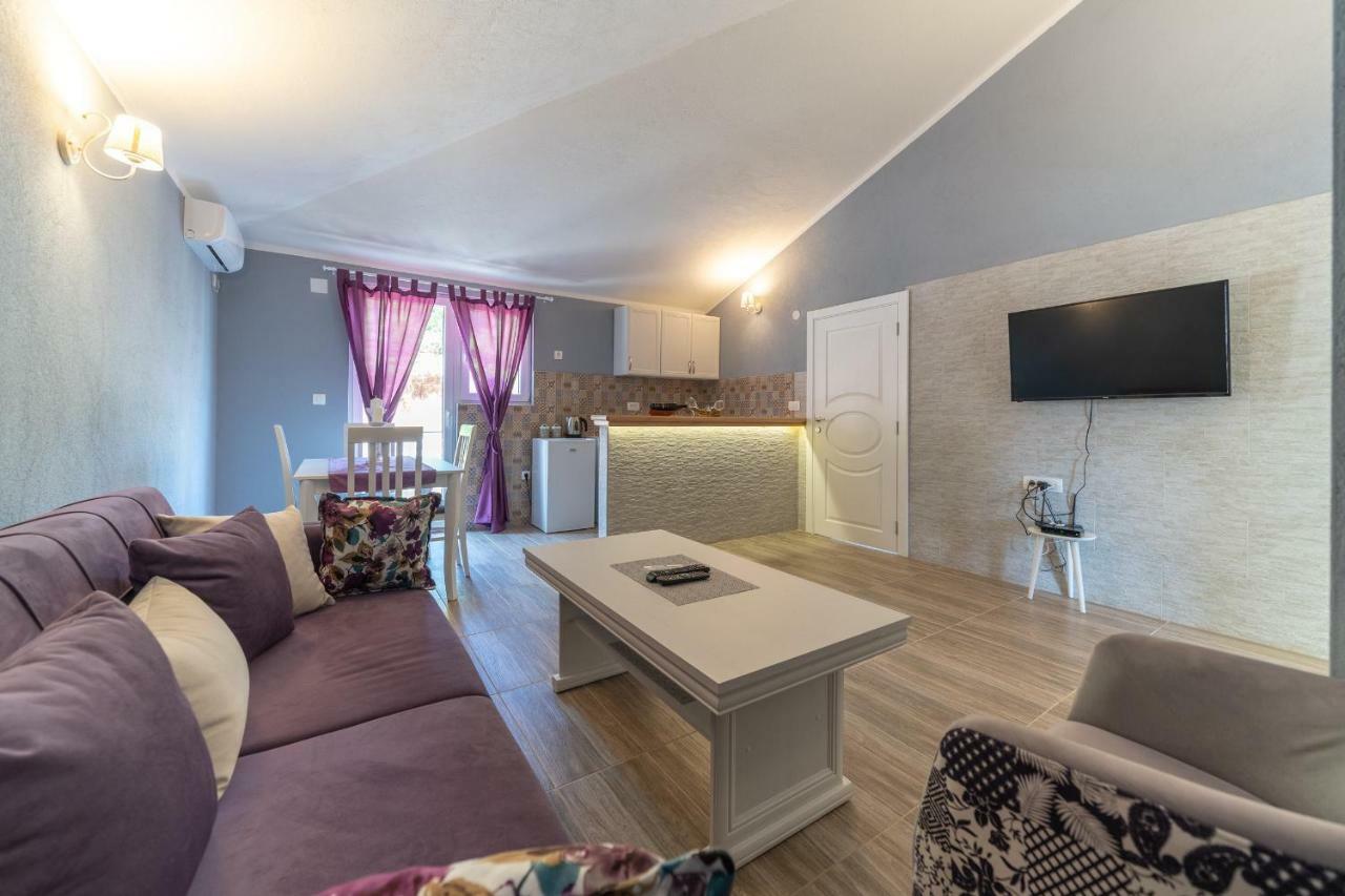 Apartments Kingfisher Virpazar Ngoại thất bức ảnh